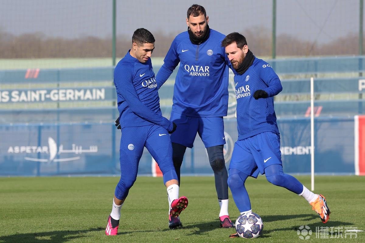 星空体育平台-集结日体能课后；皇家马德里回应争议备战欧冠；更衣室稳定；心理建设被强调(皇家马德里拿过几次欧冠)