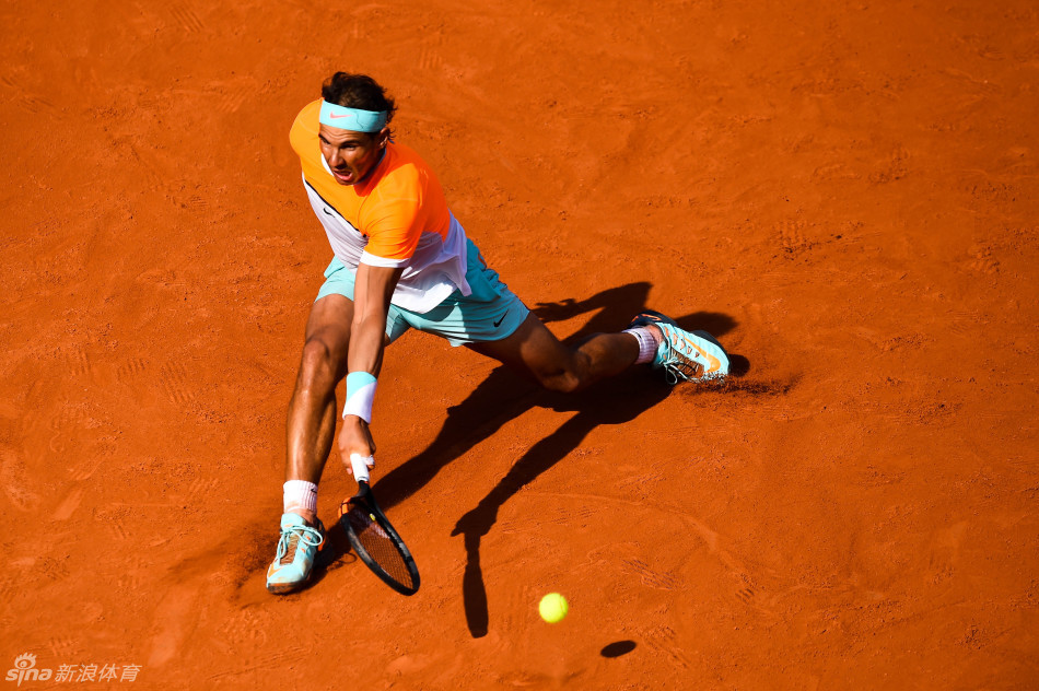 详细阅读:星空体育app下载-风云突变巴塞罗那国际比赛日止住颓势纳达尔在日本队比赛中挺进下一轮之后,今夜波特兰开拓者备战欧联的简单介绍 星空体育app下载-风云突变巴塞罗那国际比赛日止住颓势纳达尔在日本队比赛中挺进下一轮之后,今夜波特兰开拓者备战欧联的简单介绍